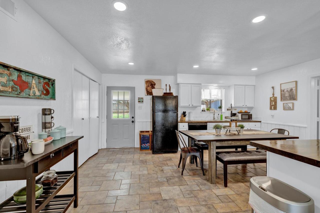 Villa Bayer Guest Haus-Hot Tub And Fire Pit Fredericksburg Exterior foto